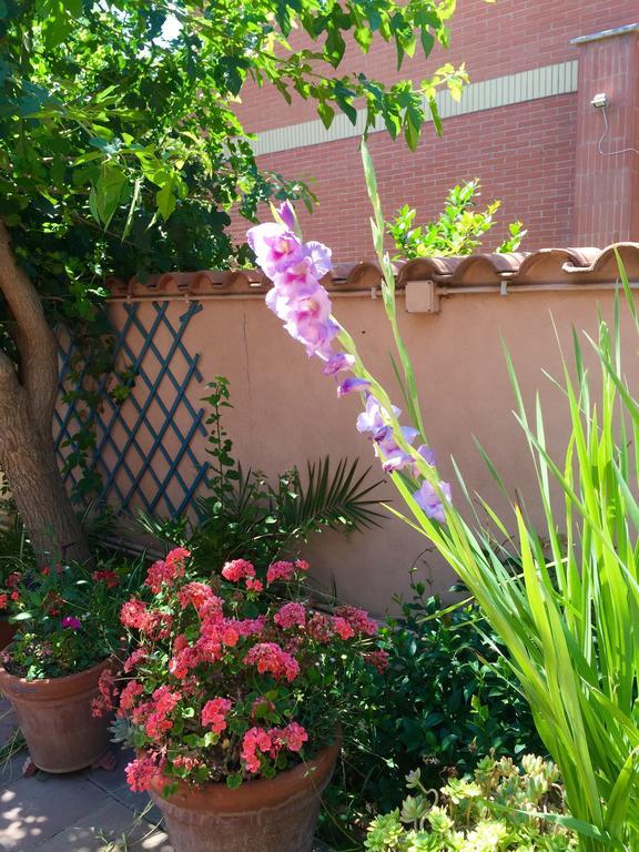 Bed And Breakfast Letterario Fiumicino Exterior foto