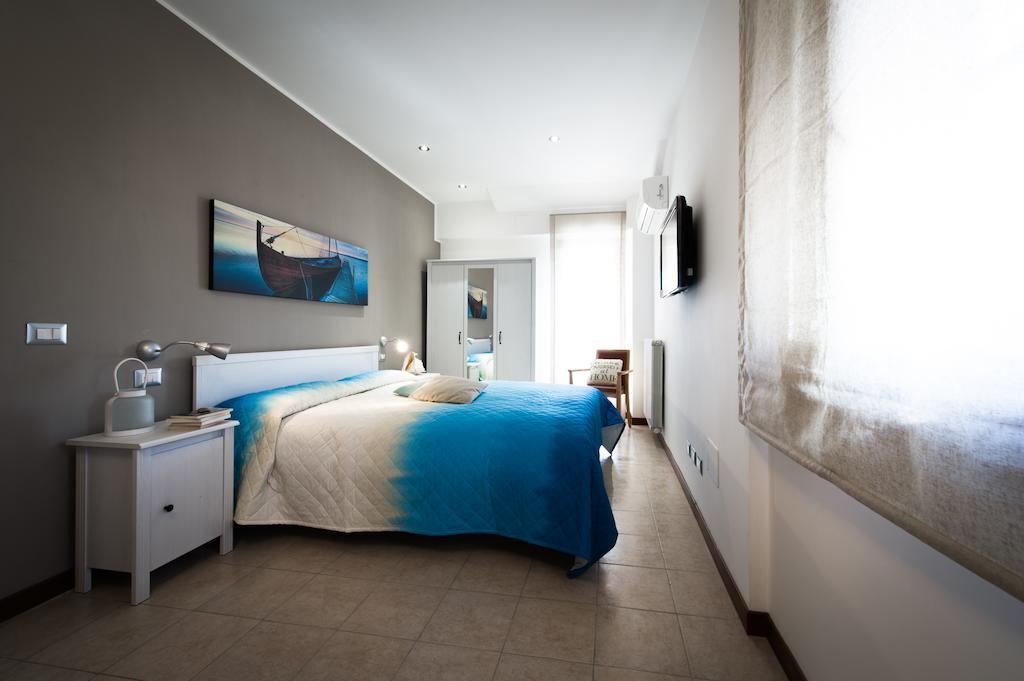 Bed And Breakfast Letterario Fiumicino Quarto foto