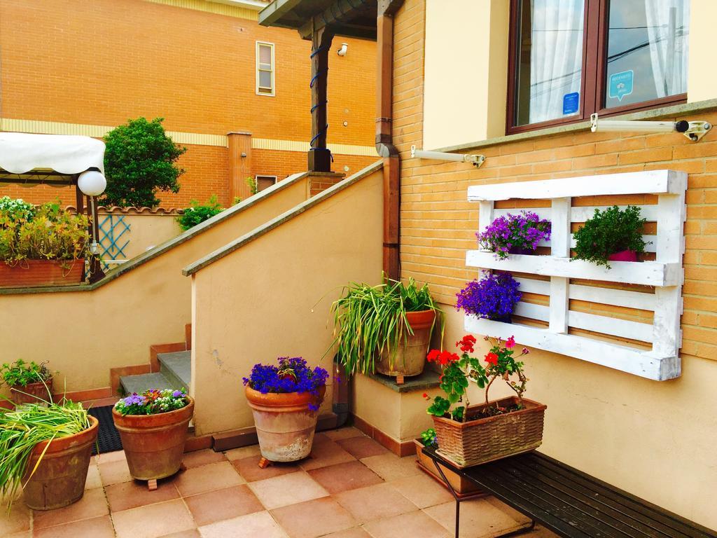 Bed And Breakfast Letterario Fiumicino Exterior foto