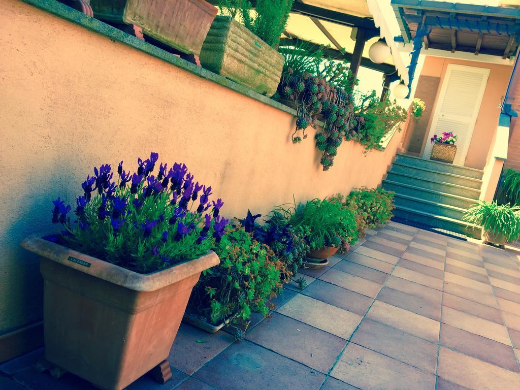 Bed And Breakfast Letterario Fiumicino Exterior foto